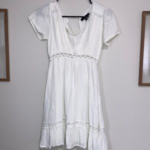 White dress XS
